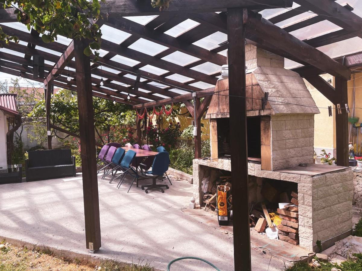 Apartamento Yard Studio Rasnov Exterior foto